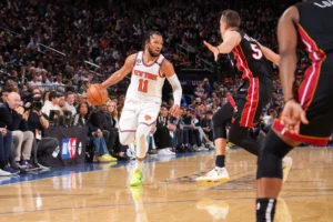 Brunson's 38 Points Help Knicks Survive Heat