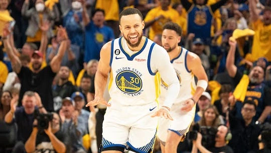 Curry Leads Warriors To Game 6 Victory Over Lakers